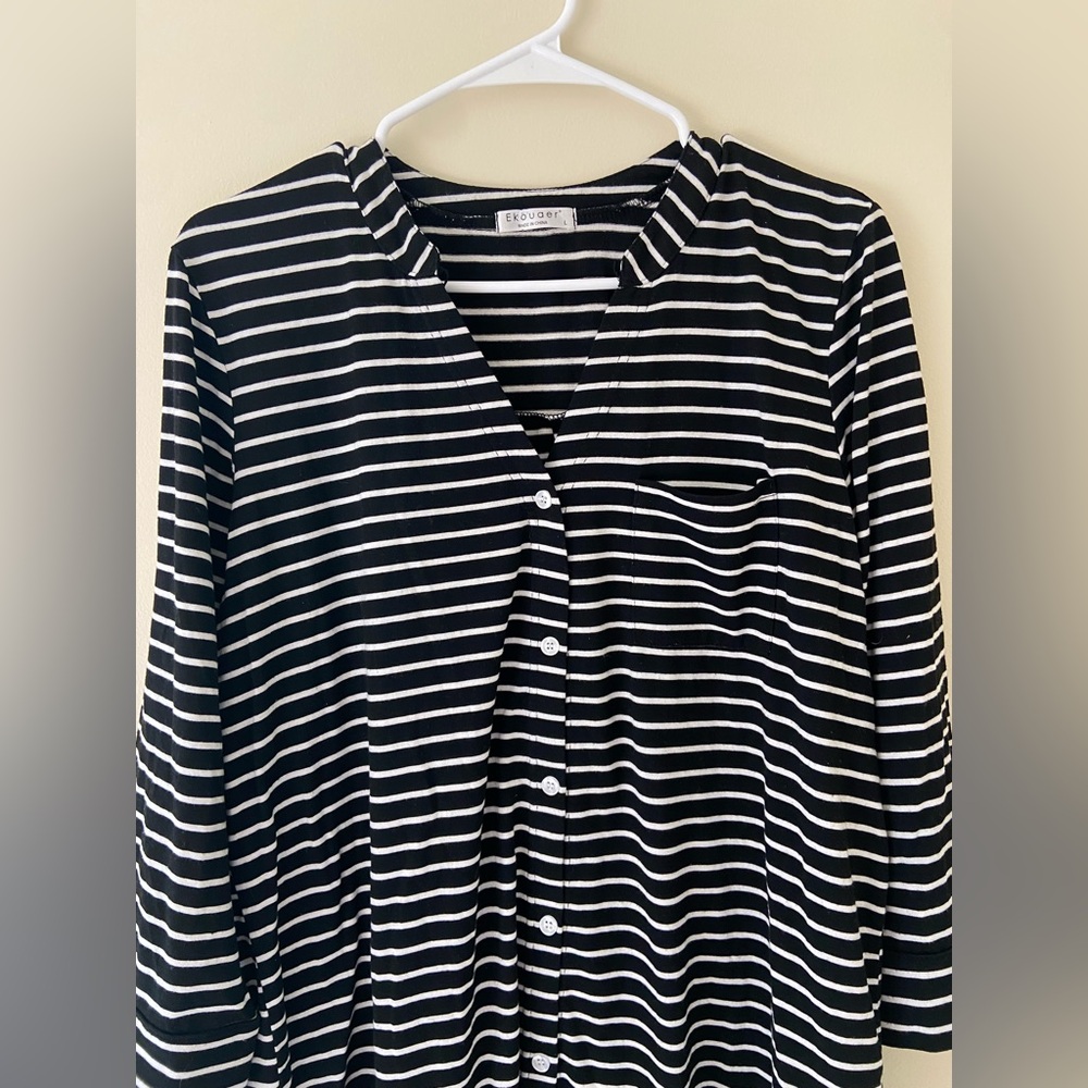 ✨3/$10✨ Ekouaer 3/4 Sleeve Striped Sleep Dress - Picture 3 of 7
